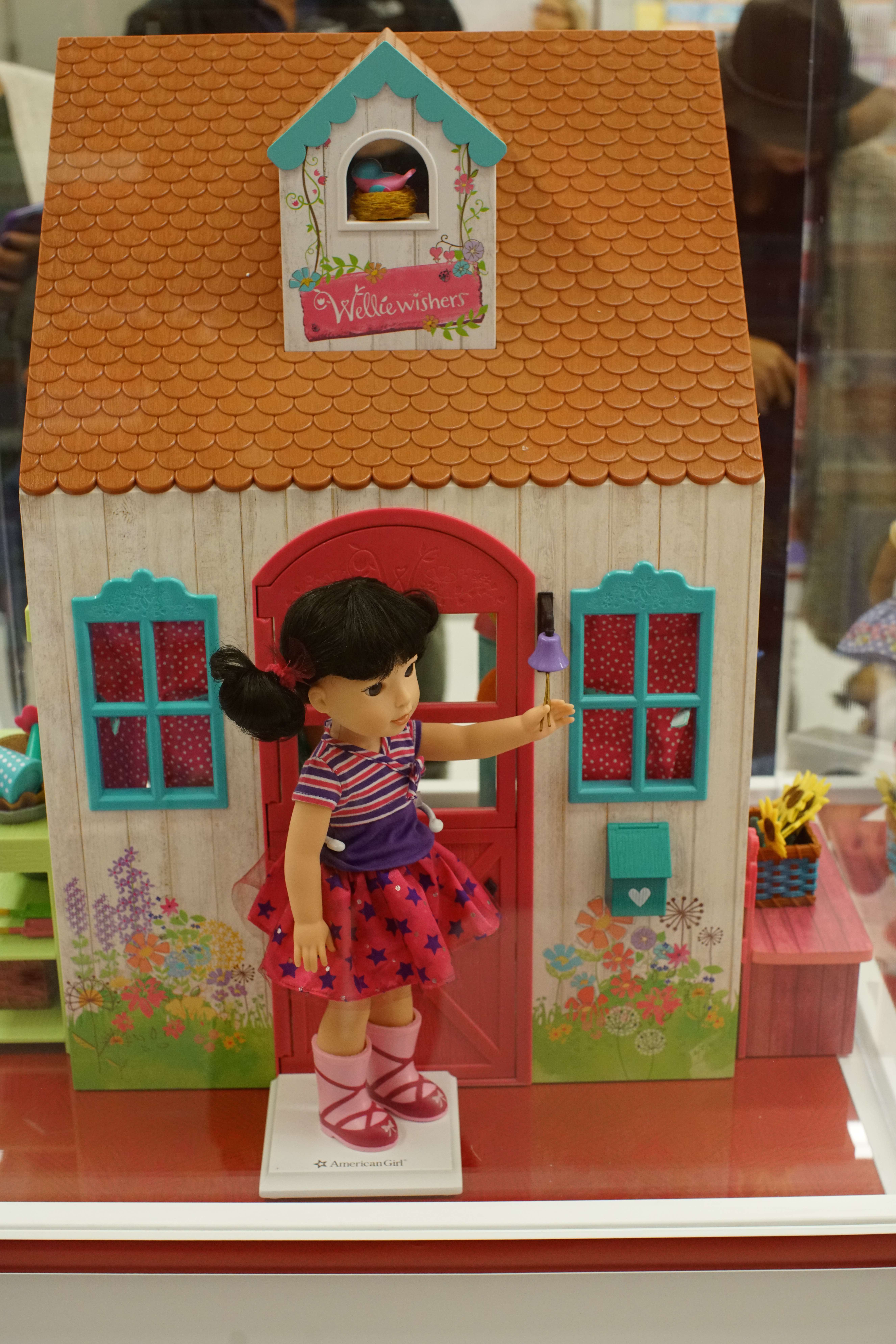 American Girl Shop Grand Openings at Toys "R" Us